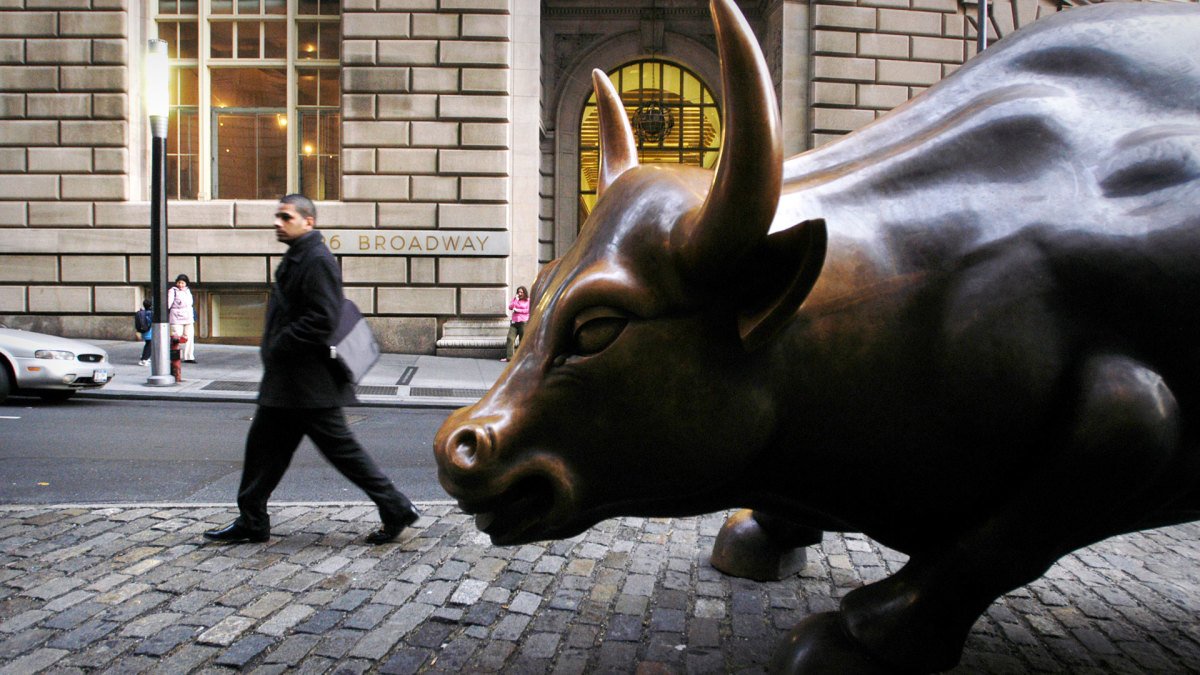 stock-market-today:-us.-stocks-look-to-snap-two-day-losing-streak-as-quarter-winds-to-a-close
