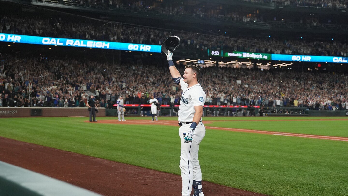 mariners-slugger-cal-raleigh-hits-mlb-leading-59th-home-run-against-rockies