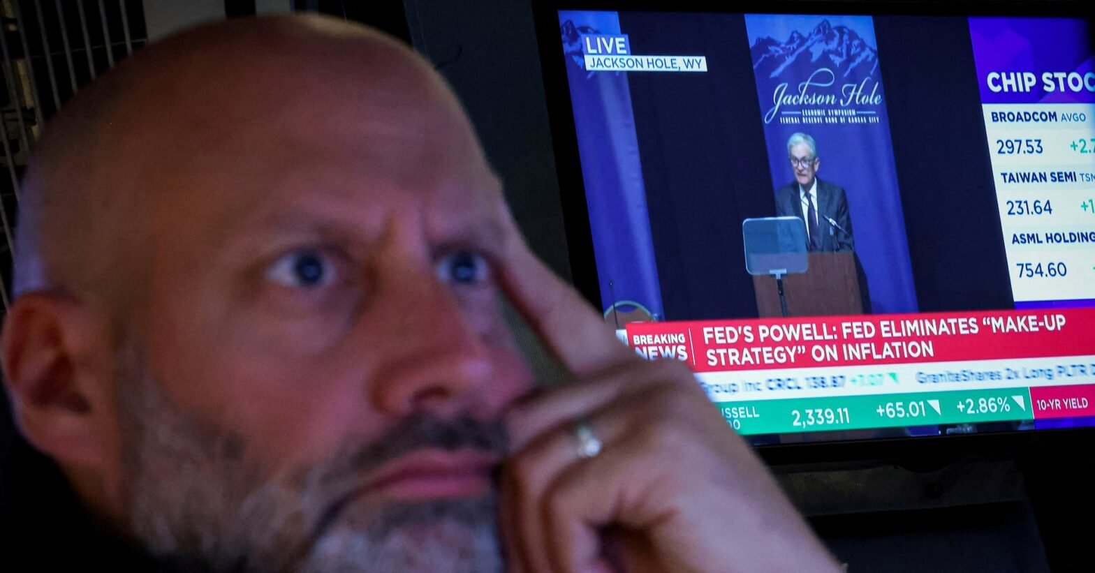 wall-st-week-ahead-investors-look-to-jobs-data-to-support-rate-cut-path,-pricey-stock-market