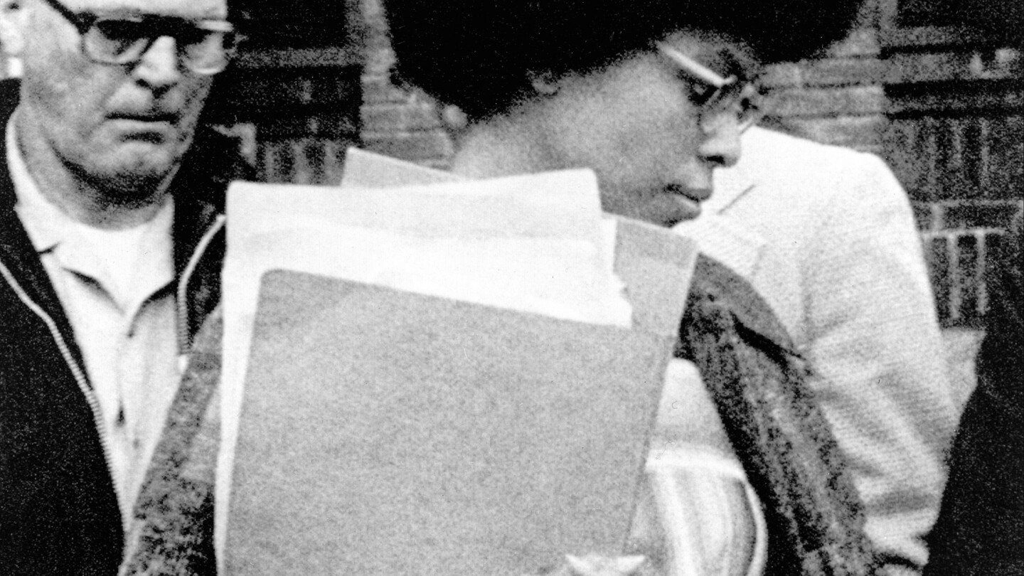 assata-shakur,-una-activista-estadounidense-requerida-por-eeuu-desde-1979,-muere-en-cuba