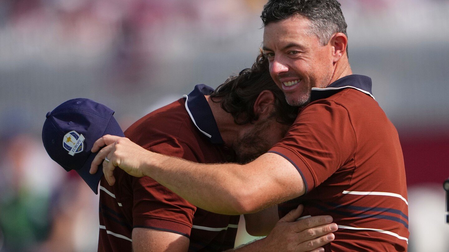 mcilroy-gets-colorful-in-telling-the-ryder-cup-crowd-to-shut-up,-then-goes-about-doing-it-himself