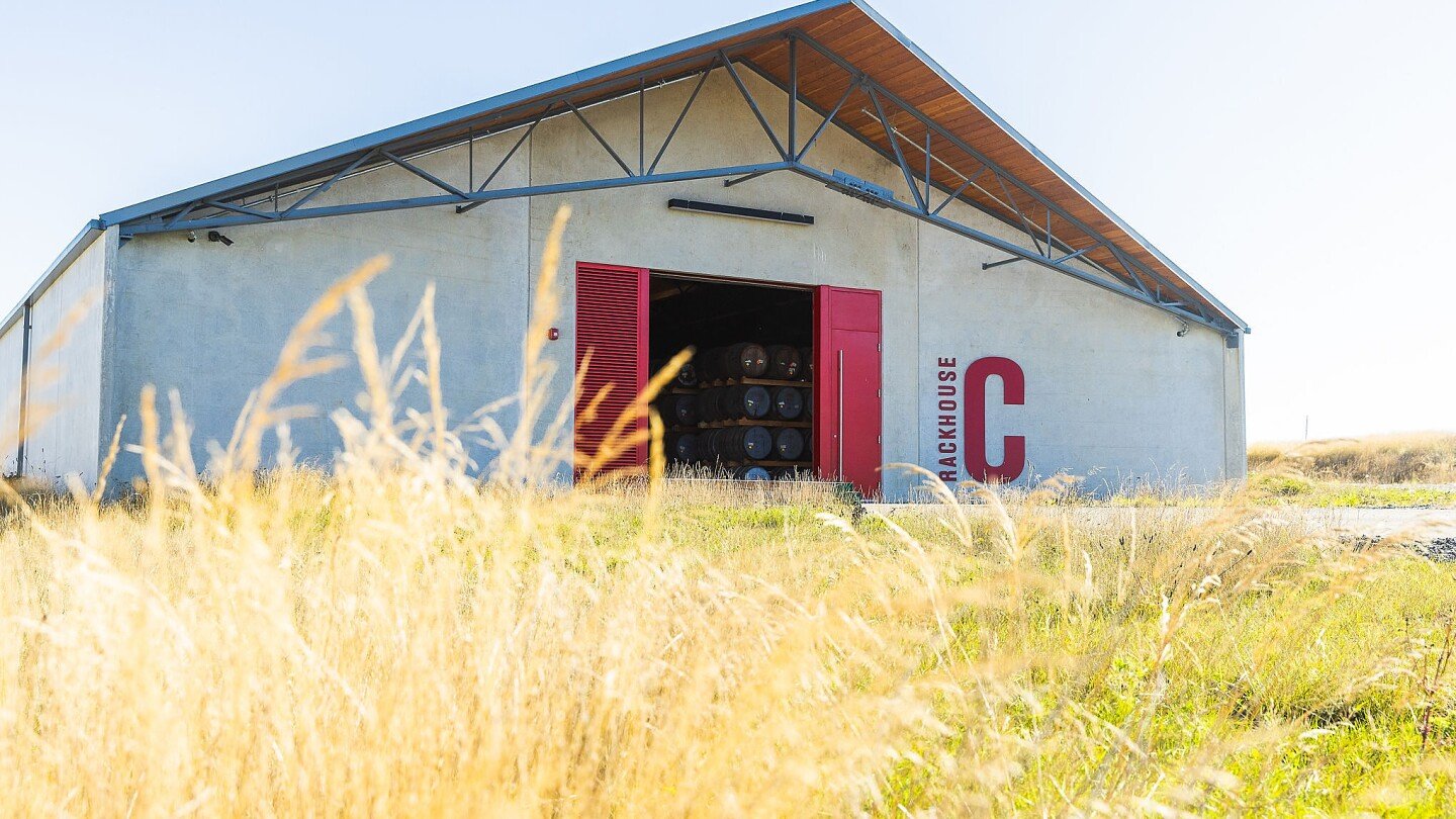 thieves-steal-$1m-worth-in-craft-whiskey-from-washington-distillery