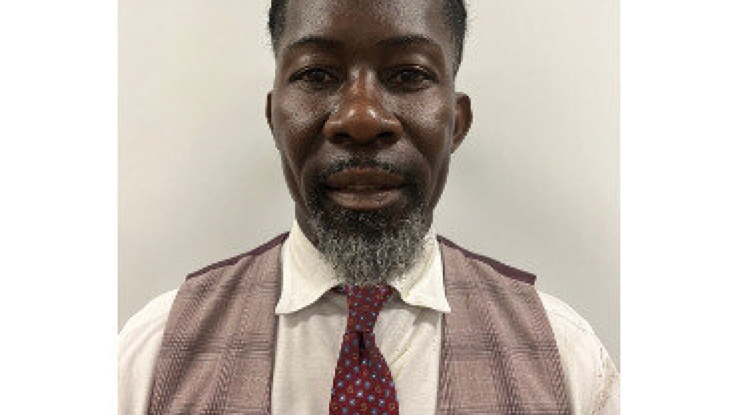 officials-place-des-moines-schools-leader-on-leave-after-his-arrest-by-immigration-agents