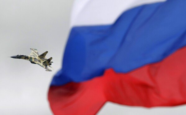 FILE- A Russian Sukhoi Su-35 jet performs during MAKS-2009 (the International Aviation and Space Show) in Zhukovsky, outside Moscow, Russia, Friday, Aug. 21, 2009. (AP Photo/Ivan Sekretarev)