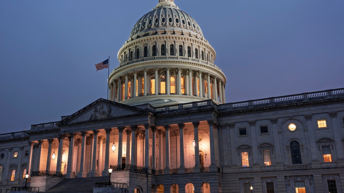 government-shutdown-begins-as-nation-faces-new-period-of-uncertainty