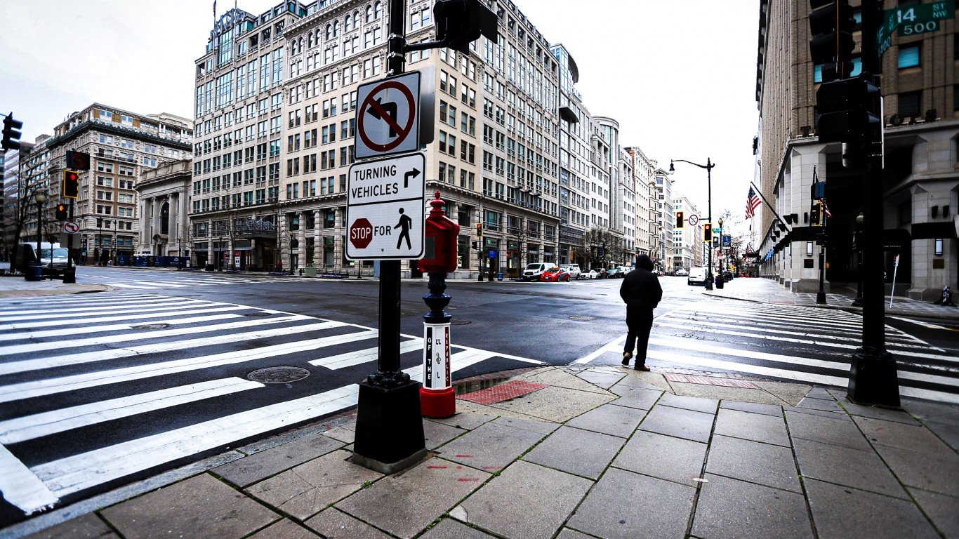 stock-market-live-october-1:-s&p-500-(voo)-falls-as-us.-government-shuts-down