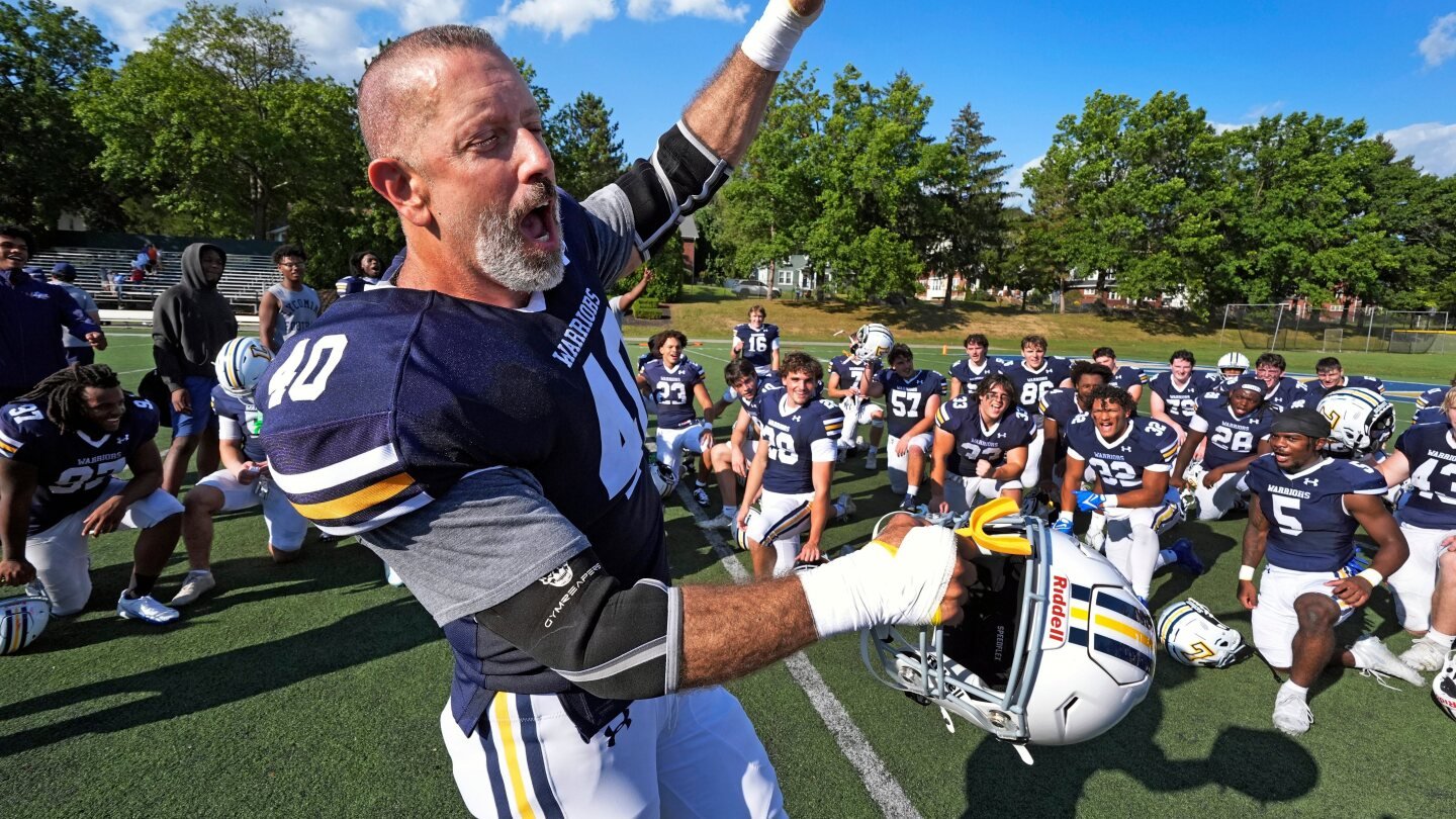 at-58,-tom-cillo-is-tackling-his-dream-of-playing-college-football