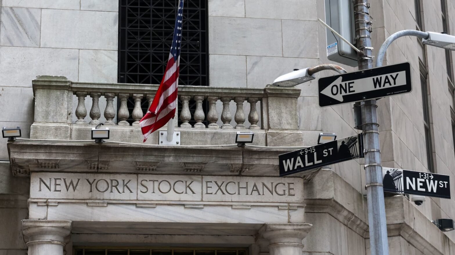 the-top-10-things-we’re-watching-in-the-stock-market-thursday