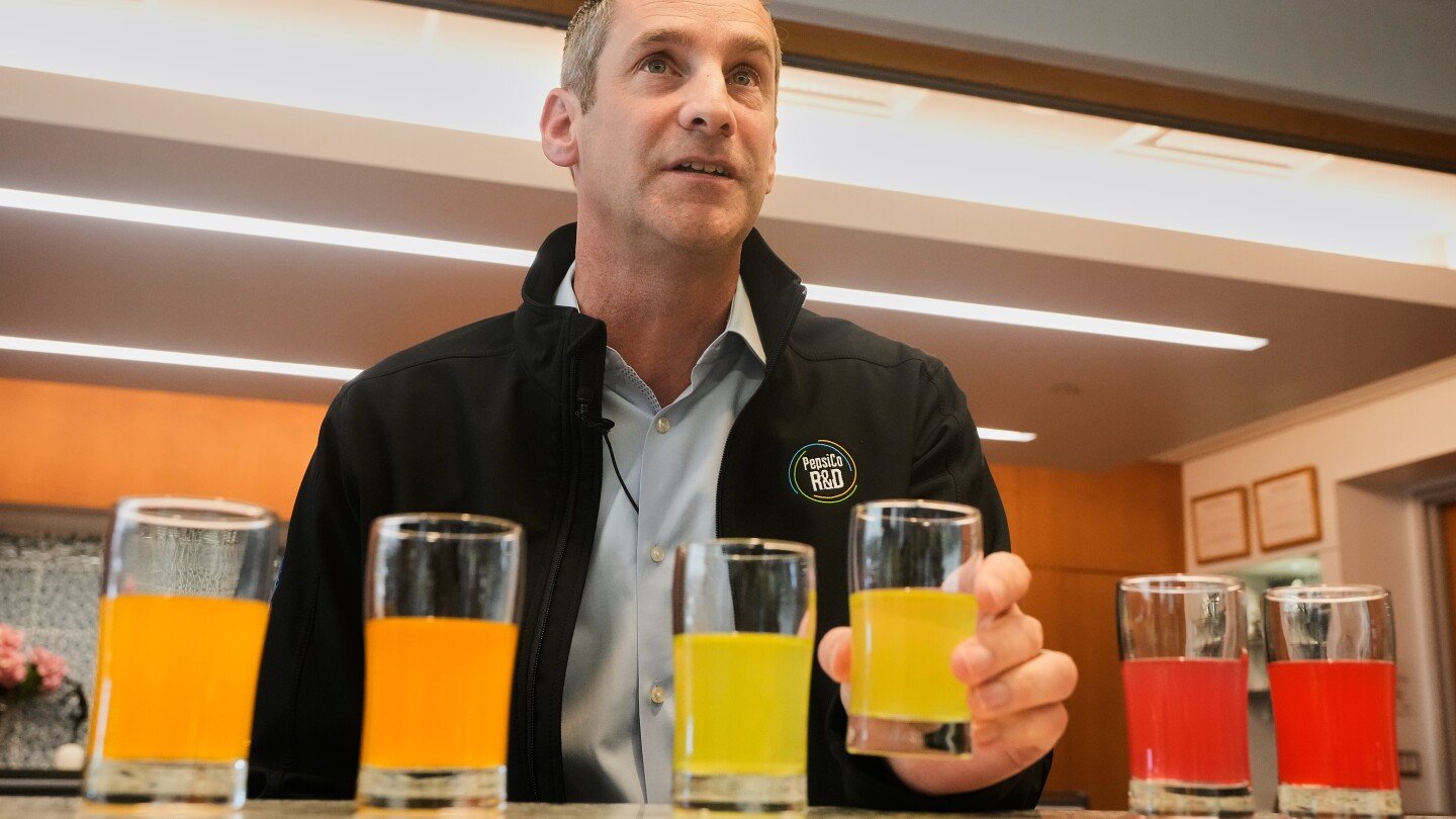 pepsico’s-new-challenge:-making-its-chips-and-sodas-colorful-without-artificial-dyes