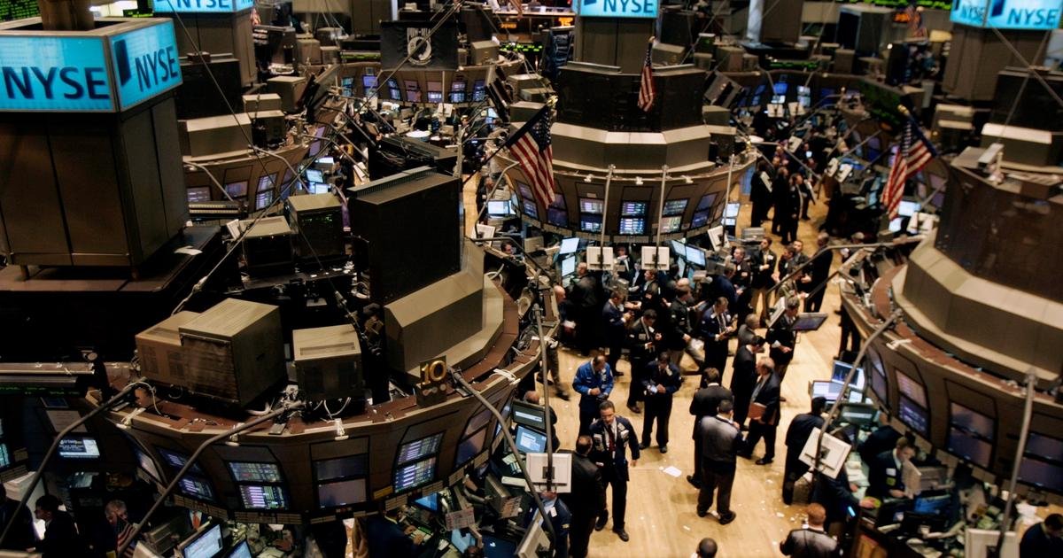 stock-market-‘priced-for-perfection’:-vanguard-top-exec-on-potential-downturn