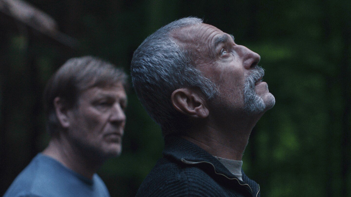 movie-review:-bleak-family-drama-‘anemone’-brings-the-great-daniel-day-lewis-back-in-from-the-cold