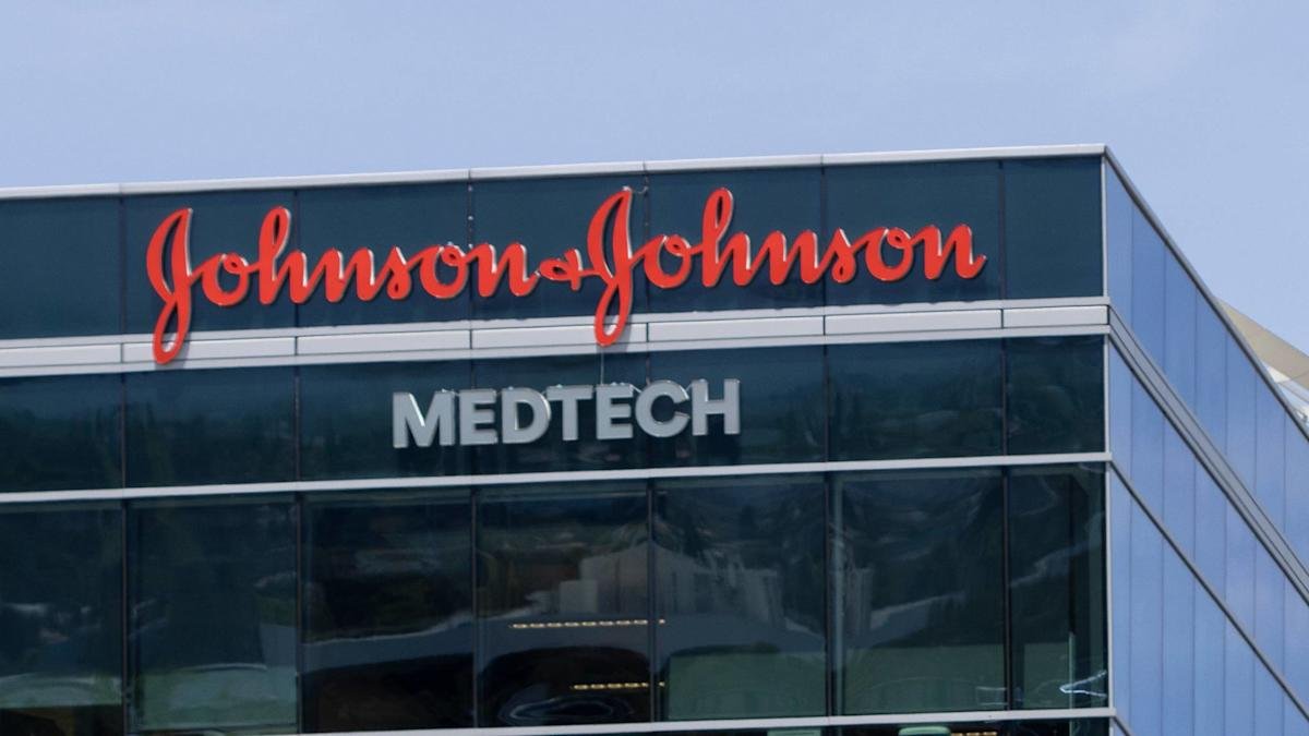 dow-touches-above-47,000,-while-j&j-stock-receives-upgrade