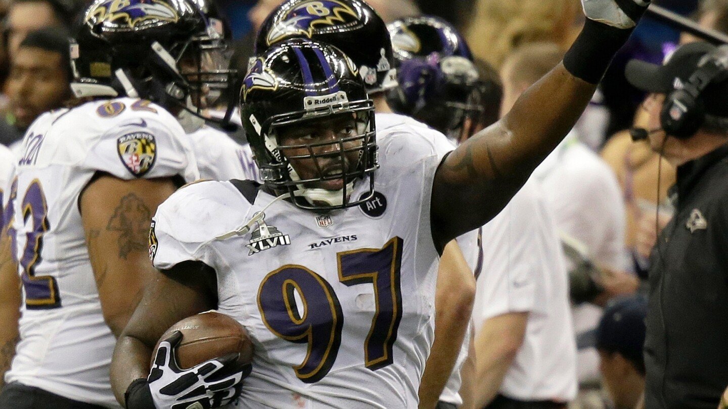 arthur-jones,-a-defensive-lineman-who-won-a-super-bowl-with-the-ravens,-has-died-at-39