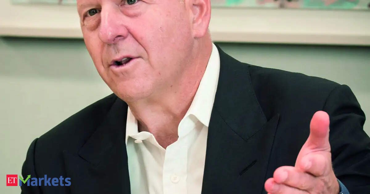 david-solomon-of-goldman-sachs-sees-market-drawdown-ahead,-says-ai-frenzy-may-set-stage-for-equity-shakeout