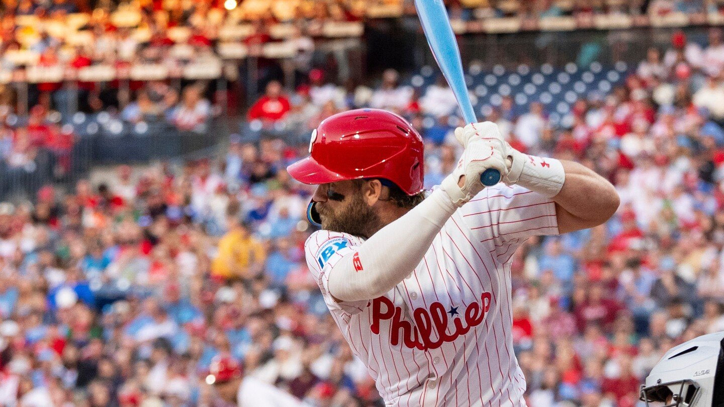 it’s-a-boy!-phillies-star-bryce-harper-announces-birth-of-fourth-child-ahead-of-nlds-opener
