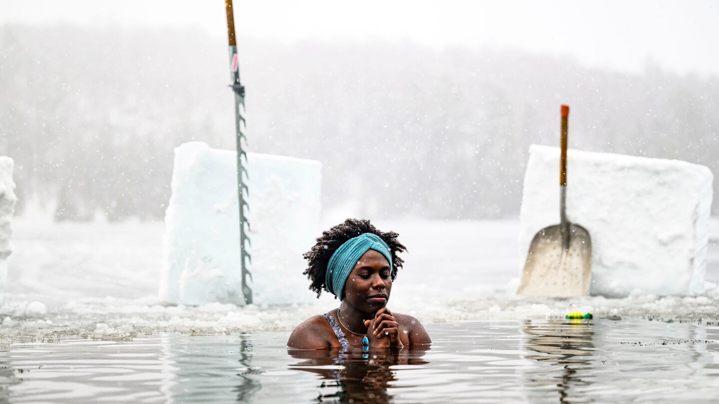 cold-water-immersion-may-offer-health-benefits-—-and-also-presents-risks
