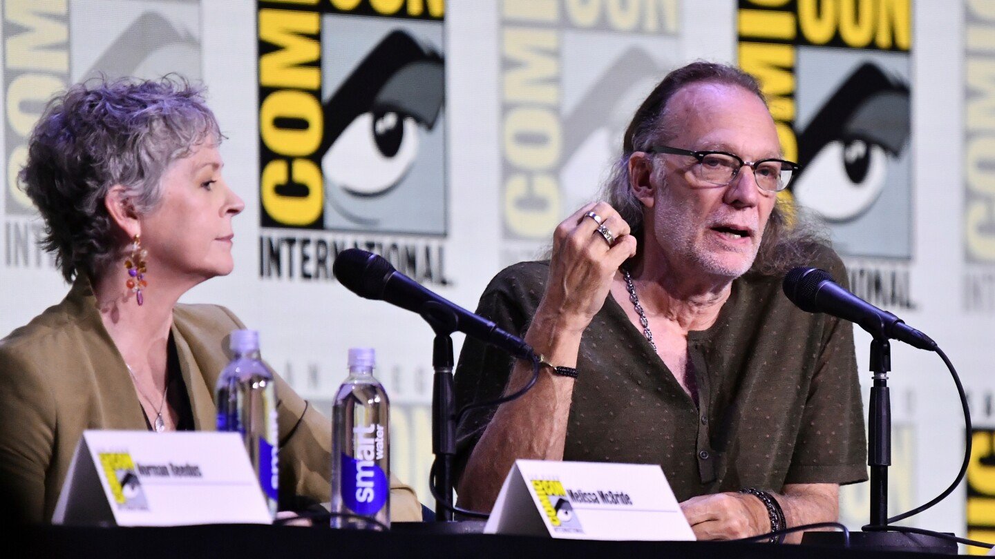 ‘the-walking-dead’-comes-alive-in-auction-for-15-year-anniversary