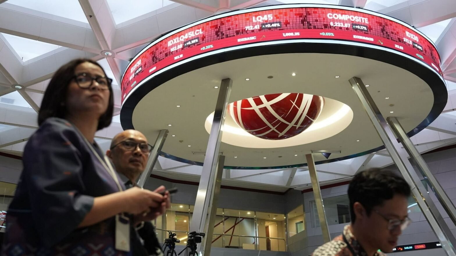 emerging-markets-roar-back-with-biggest-stock-rally-in-15-years