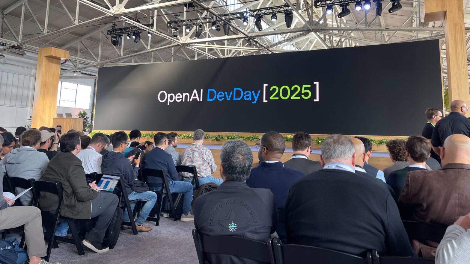 openai’s-big-day,-nike’s-turnaround-story,-the-shutdown-continues-and-more-in-morning-squawk
