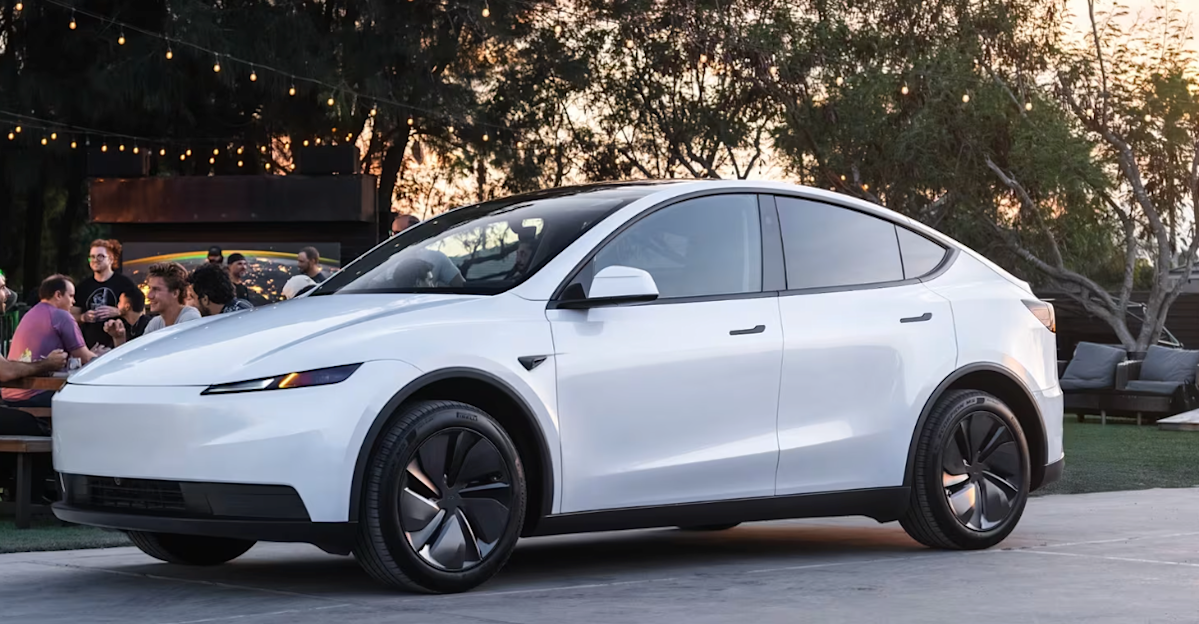 tesla-reveals-cheaper-model-y-‘standard’-starting-at-$39,990