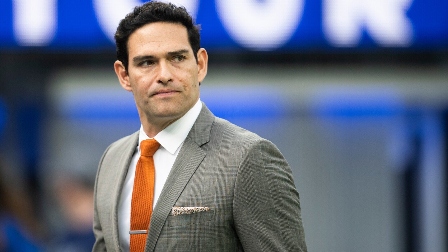 truck-driver-sues-mark-sanchez-and-fox-after-violent-fight-over-parking-space