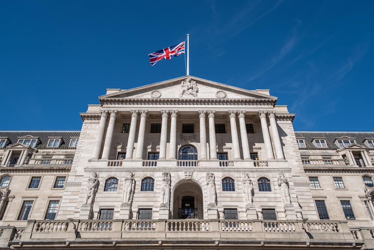 bank-of-england-warns-of-ai-driven-stock-market-bubble