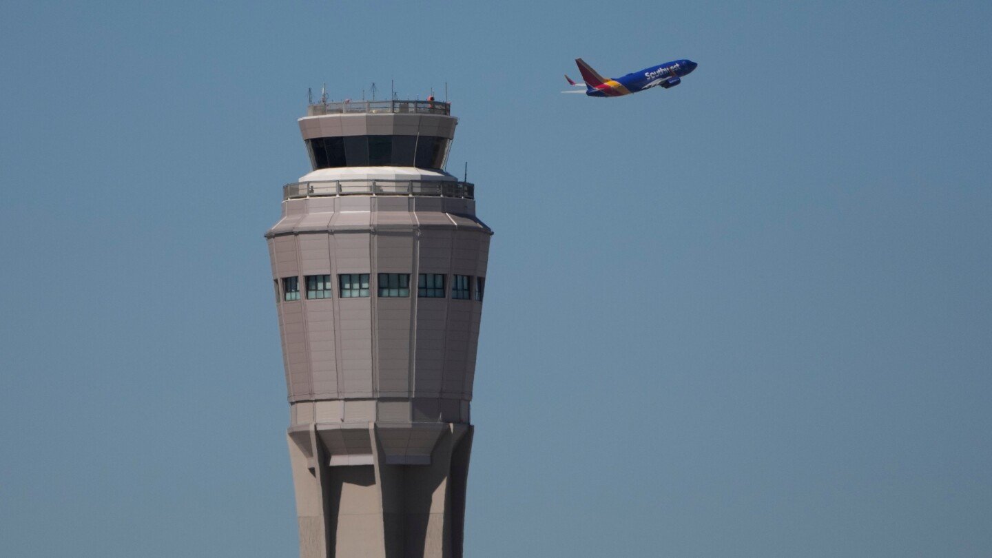 staffing-shortages-cause-more-us-flight-delays-as-government-shutdown-reaches-7th-day