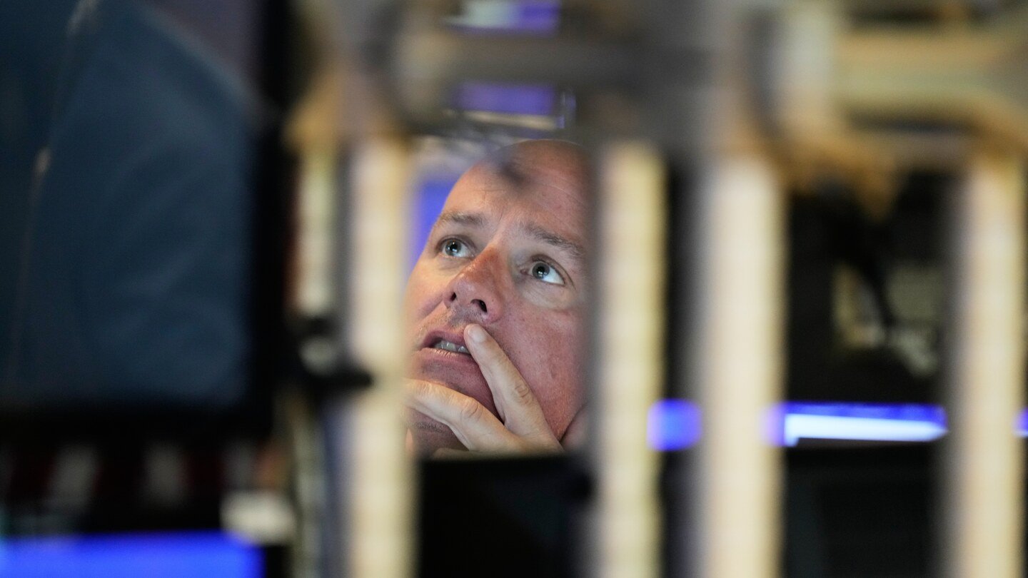 asian-shares-advance-and-oil-prices-fall-as-israel-and-hamas-agree-to-pause-fighting