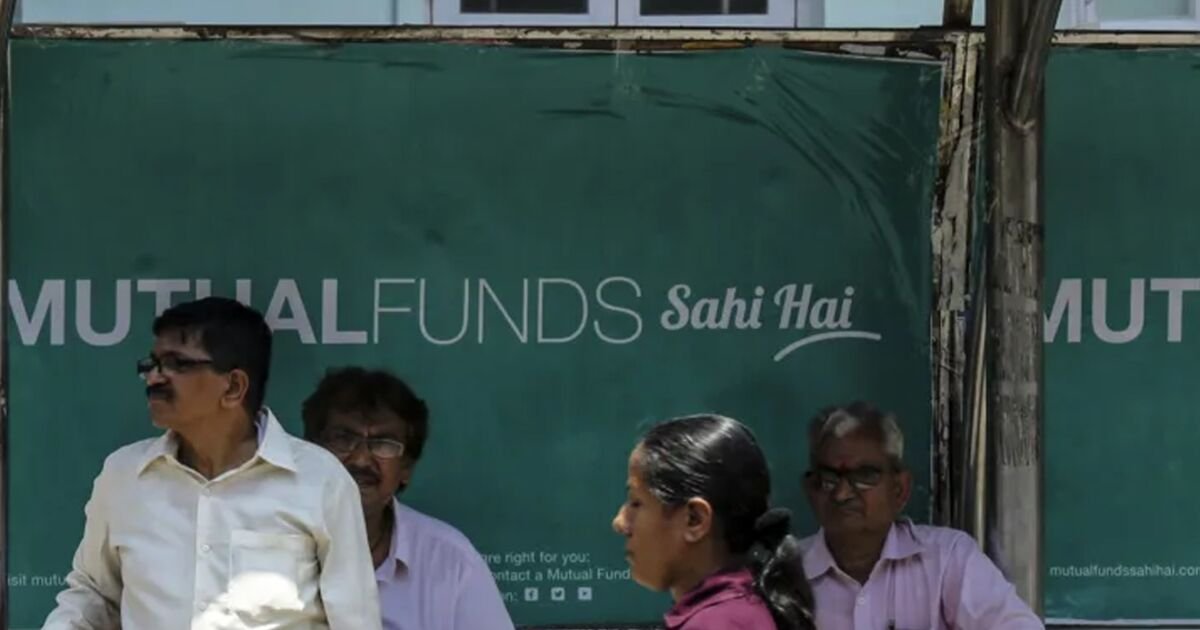 india-opens-up-its-stock-market-to-millions-for-$3/month