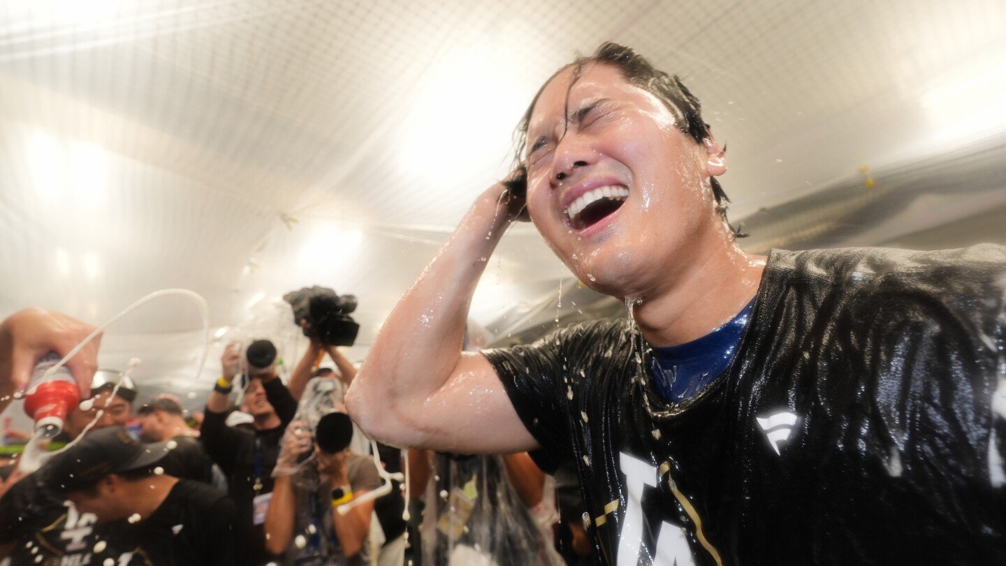 dodgers-advance-to-nlcs-after-kerkering’s-costly-error-in-11th-inning-beats-phillies