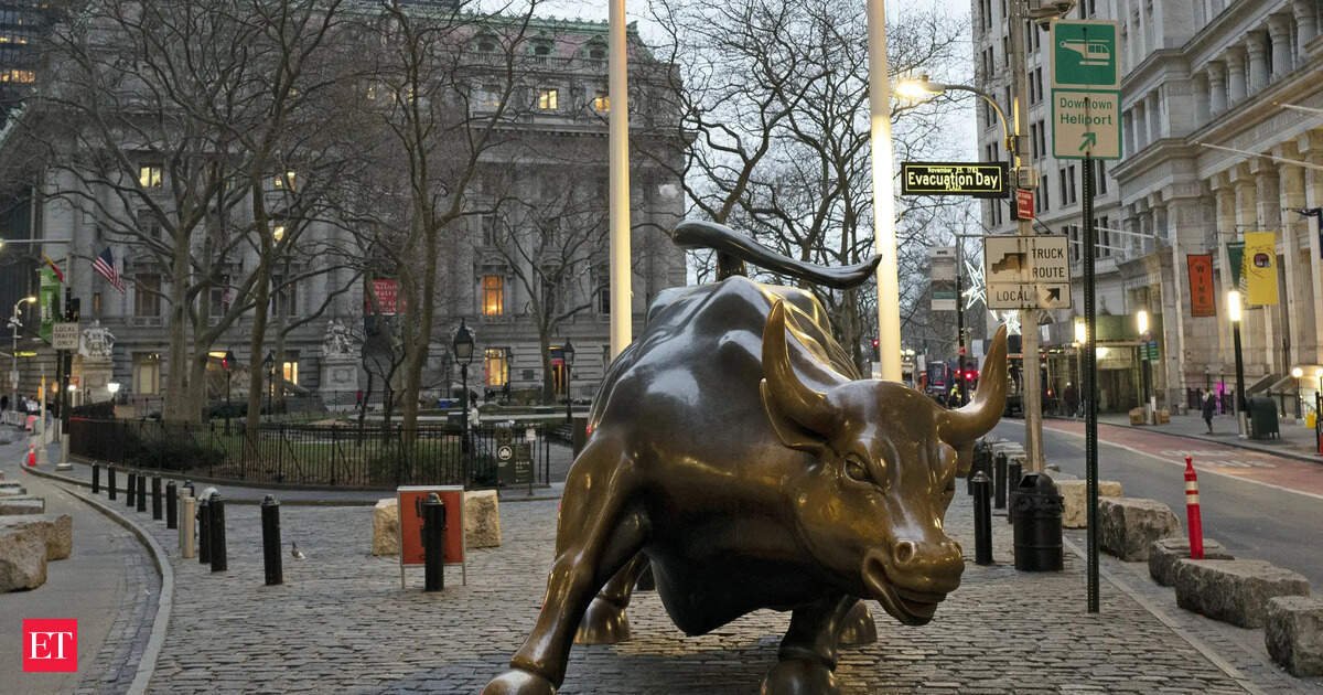 us-stock-market-tumbles-today;-is-october-really-wall-street’s-‘crash-month’?-here’s-the-timeline