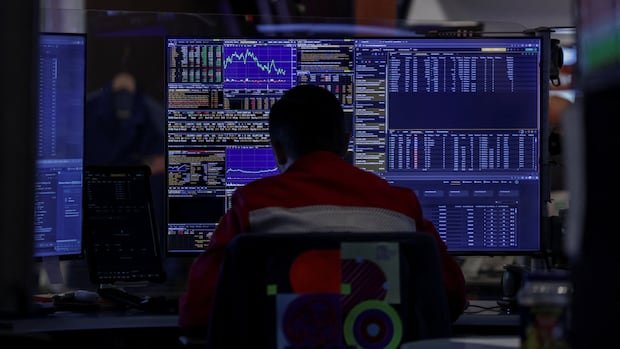 markets-tumble-after-trump-threatens-more-tariffs-on-china