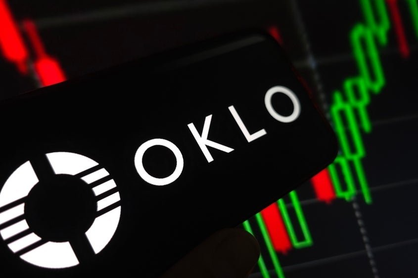 oklo-emerges-as-a-‘new-energy-leader,’-says-bullish-analyst