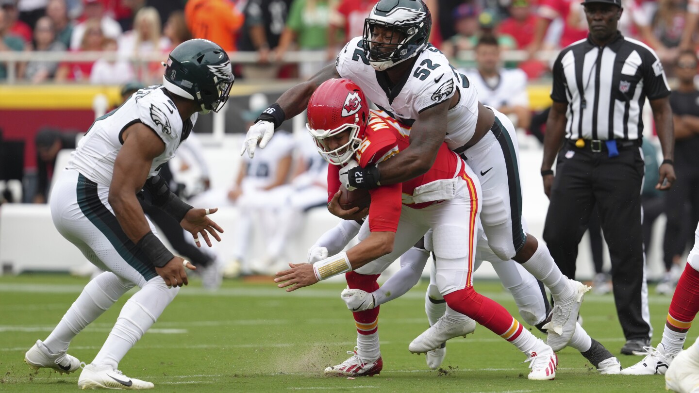 za’darius-smith-abruptly-retires-after-5-games-with-the-eagles