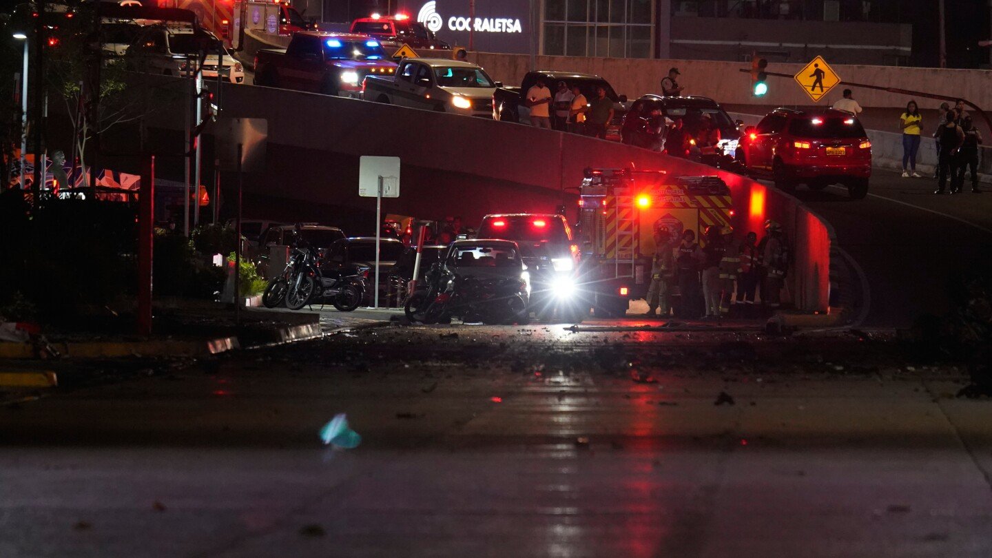 explosion-de-vehiculo-deja-un-fallecido-y-dos-heridos-en-ciudad-portuaria-de-ecuador