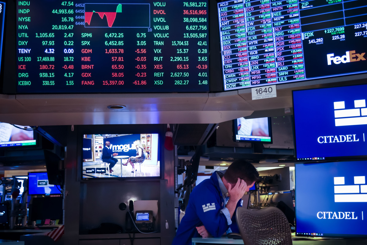 stock-market-today:-stocks-shoot-higher-on-rate-cut-hopes