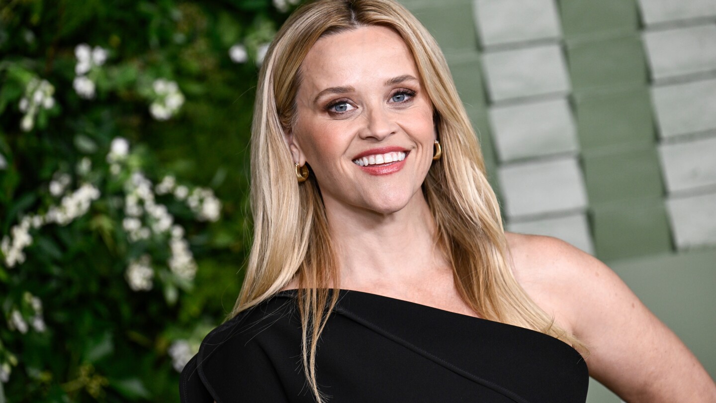 a-character-wouldn’t-leave-reese-witherspoon-alone.-it-led-to-her-first-novel