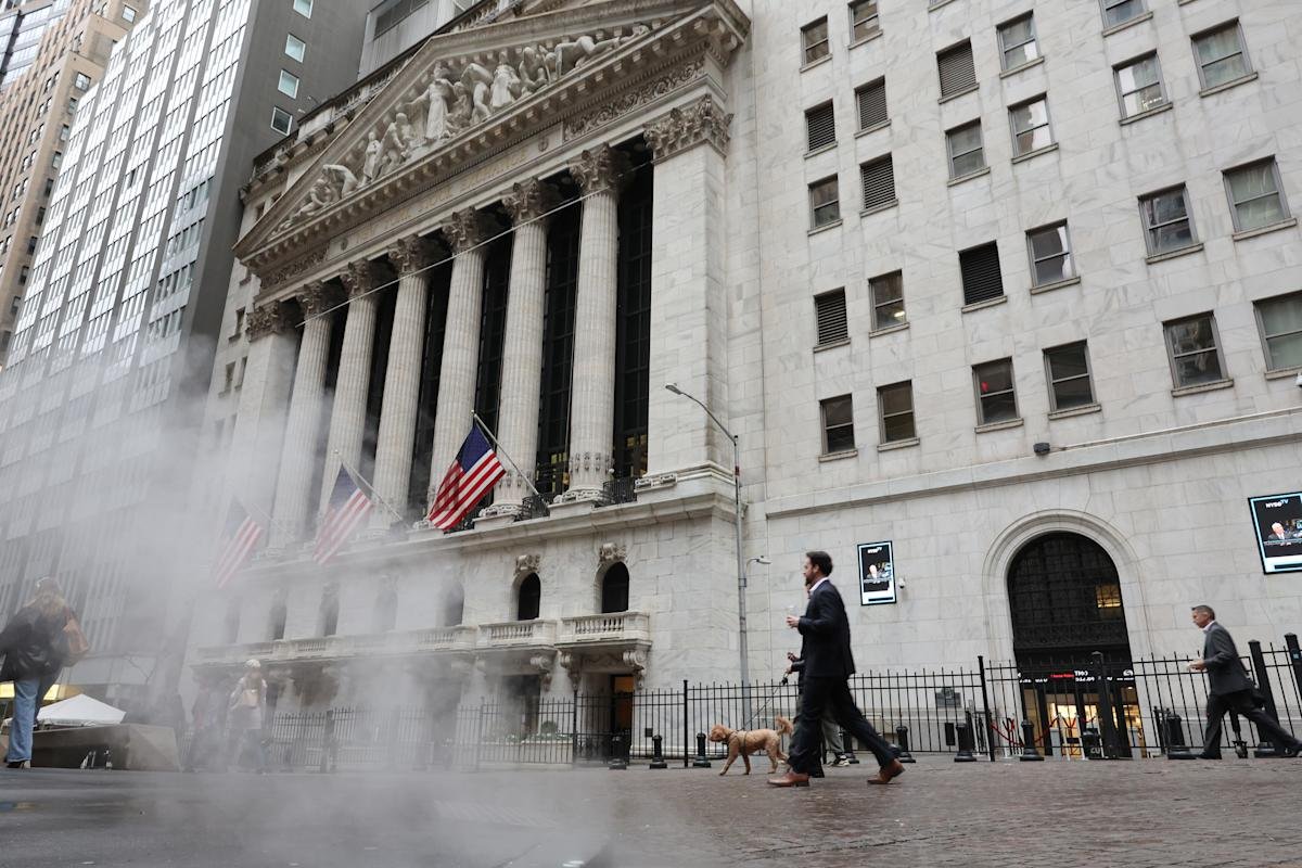 stock-market-today:-dow,-s&p-500,-nasdaq-rise-as-tsmc’s-stellar-earnings-eclipse-trade-war-jitters