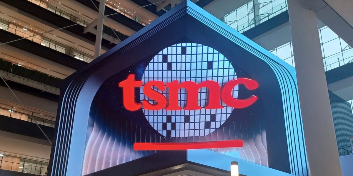 wall-street-just-got-a-strong-signal-from-earnings-that-ai-trade-is-still-booming