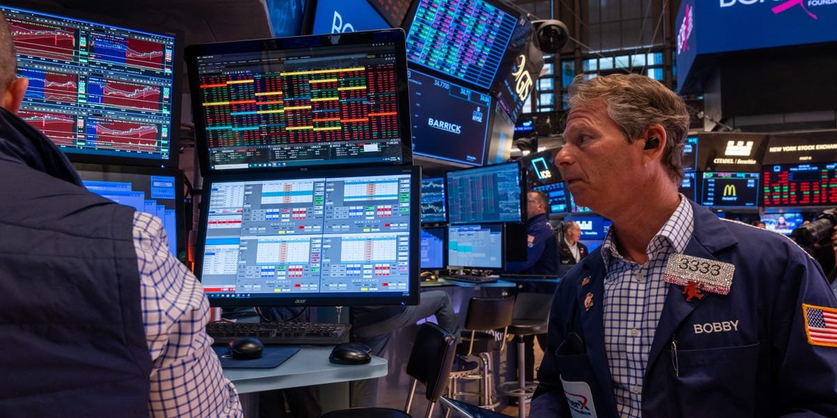 what-wall-street’s-latest-bank-scare-says-about-credit-risk-lurking-in-markets