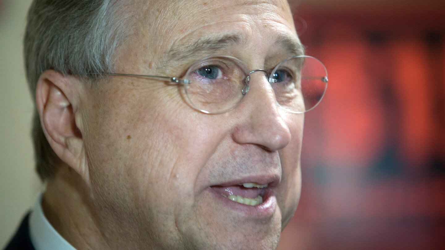 new-york-republicans-suspend-young-republicans-group-after-release-of-offensive-group-chat