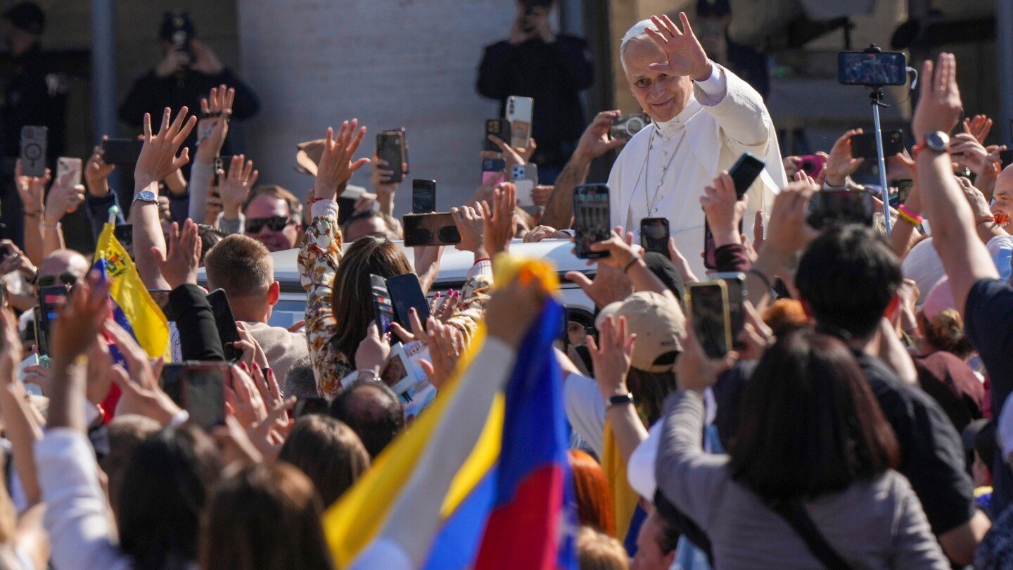 pope-gives-venezuela-reason-to-celebrate-by-canonizing-its-beloved-‘doctor-of-the-poor’-as-1st-saint