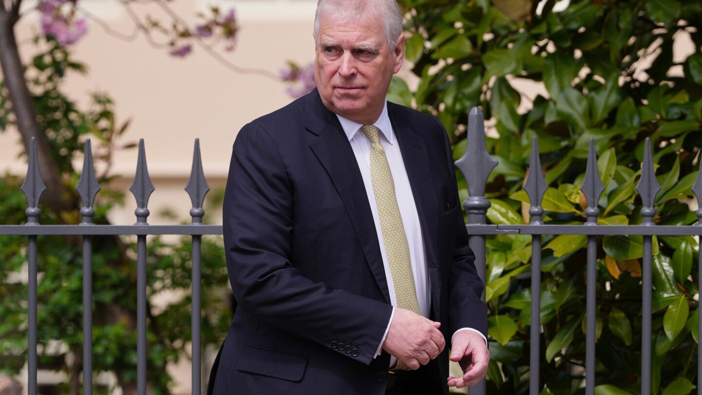 police-looking-into-whether-prince-andrew-enlisted-officer-to-dig-up-dirt-on-accuser-giuffre