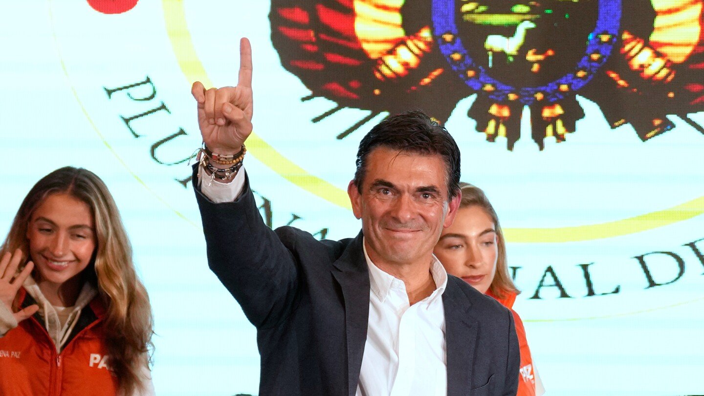 sin-tiempo-para-celebrar,-presidente-electo-de-bolivia-prepara-medidas-de-contencion-ante-la-crisis