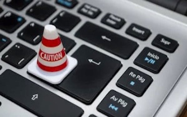 us.-stock-market-at-a-turning-point?-strategists-warn-short-term-risks-remain