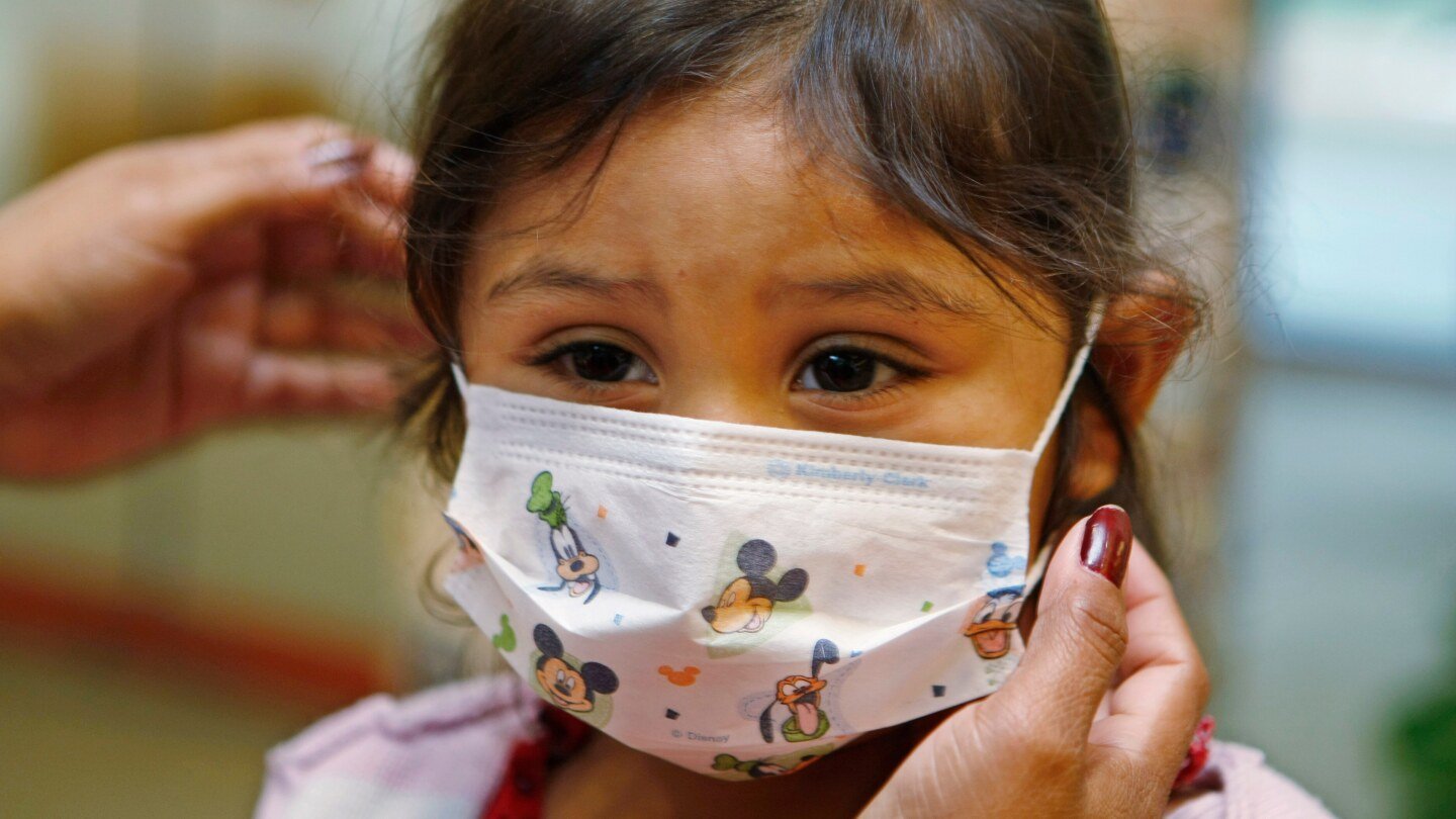 during-cold-and-flu-season,-the-youngest-kids-really-are-the-germiest