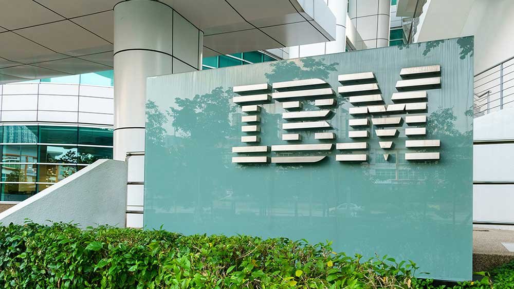 ibm-stock-slides-despite-earnings-beat,-boost-to-sales-forecast