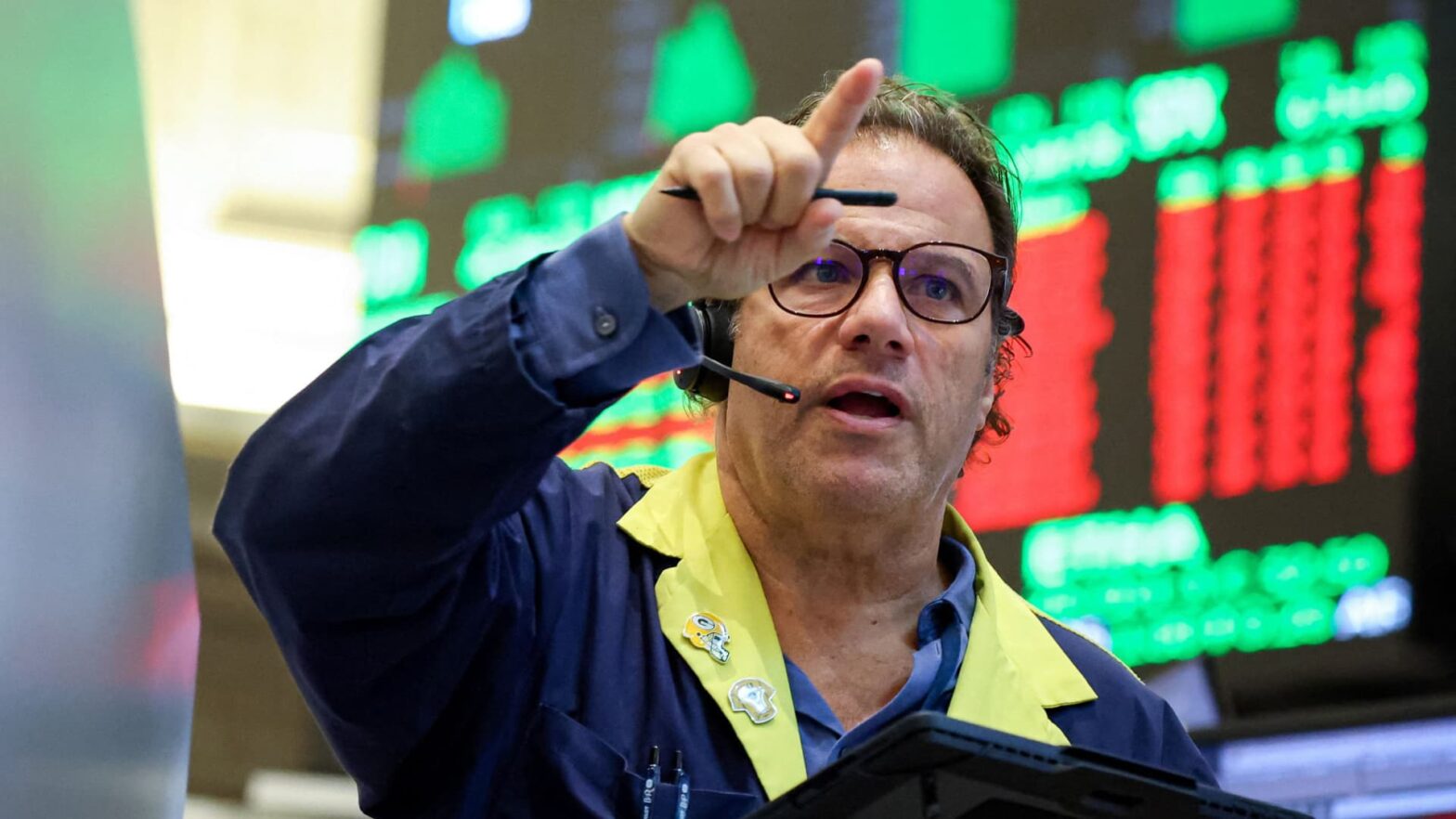 friday’s-big-stock-stories:-what’s-likely-to-move-the-market-in-the-next-trading-session