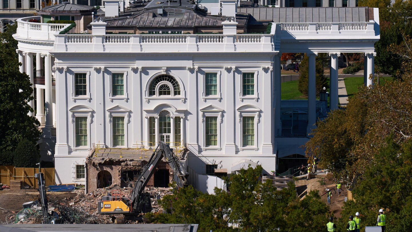 what-lawmakers-are-saying-about-trump’s-demolition-of-the-east-wing