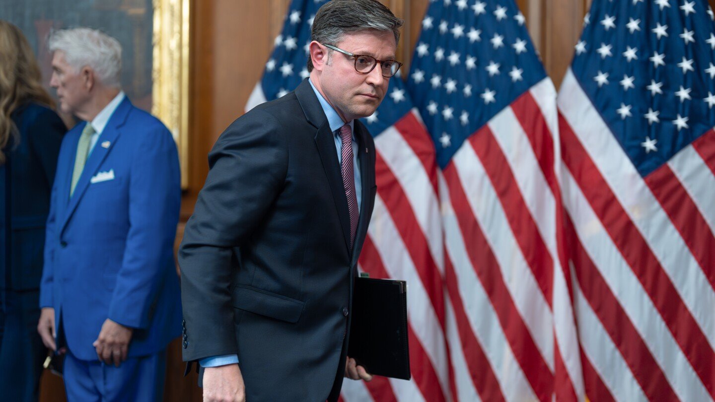 pressure-builds-on-congress-to-end-the-shutdown,-but-a-quick-breakthrough-appears-unlikely
